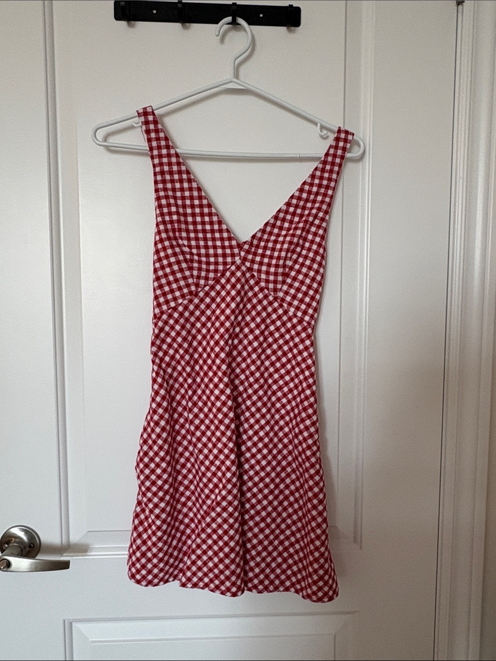 Abercrombie & Fitch Red Gingham V‑Neck Mini Dress